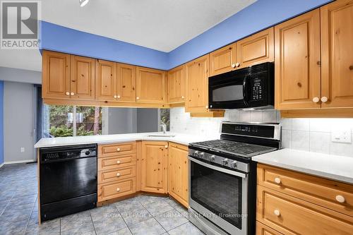67 Ramsgate Private, Ottawa, ON - Indoor Photo Showing Kitchen