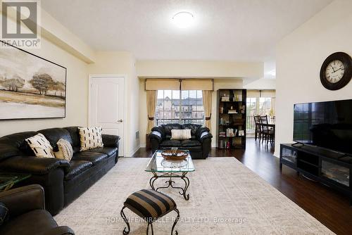 312 - 39 FERNDALE DRIVE S  Barrie, ON L4N 5T5
