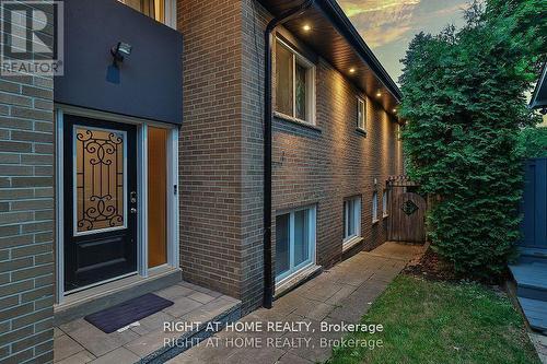 40 HEATHVIEW AVENUE , Toronto, Ontario M2K 2C1 5