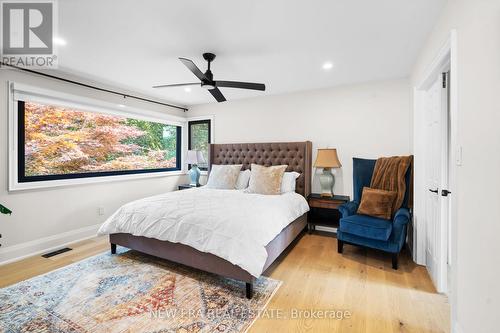 261 Pinetree Way, Mississauga, ON - Indoor Photo Showing Bedroom