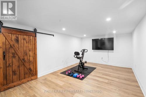 261 Pinetree Way, Mississauga, ON - Indoor