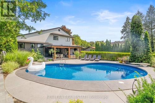 261 Pinetree Way, Mississauga, ON - Outdoor With In Ground Pool With Backyard