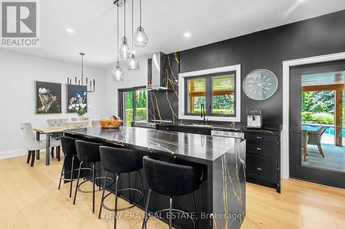 261 Pinetree Way, Mississauga, ON - Indoor