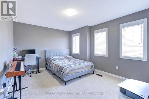 108 Decarolis Crescent, Essa, ON - Indoor Photo Showing Bedroom