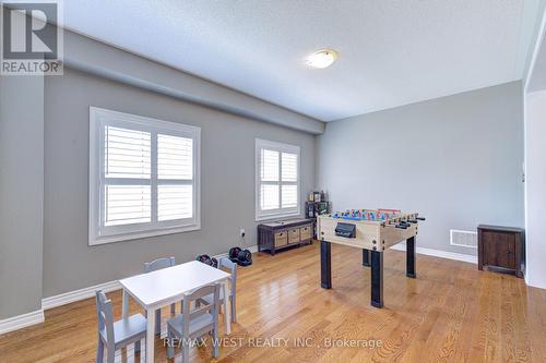 108 Decarolis Crescent, Essa, ON - Indoor Photo Showing Other Room