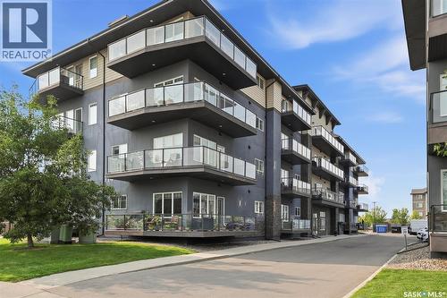 104 714 Hart ROAD  Saskatoon, SK S7M 1L2