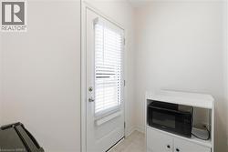 Entry lower level - 
