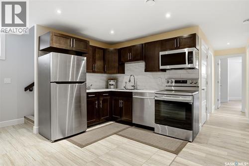 4868 Wright Road, Regina, SK - Indoor Photo Showing Kitchen With Stainless Steel Kitchen