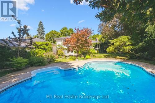 21 GLADSTONE AVENUE  Guelph (Riverside Park), ON N1E 1L7