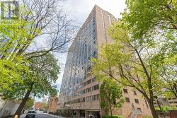 409 - 15 MAITLAND PLACE Toronto, ON M4Y 2X3