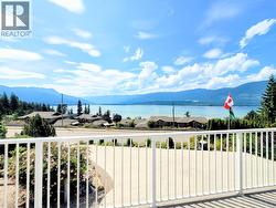4410 Lakeshore Road NE Salmon Arm, BC V1E 3N6