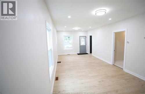 859 Pierre, Windsor, ON - Indoor Photo Showing Other Room