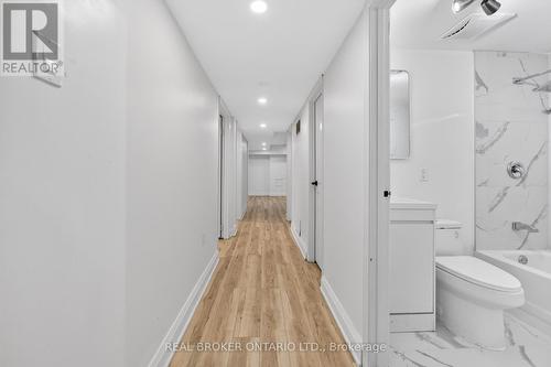 4326 Waterford Crescent, Mississauga, ON - Indoor Photo Showing Bathroom