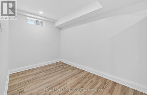 4326 Waterford Crescent, Mississauga, ON - Indoor Photo Showing Other Room
