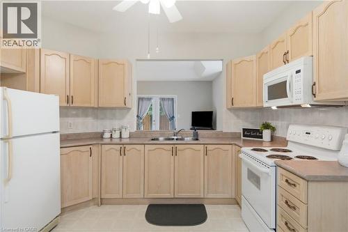 21 Cathy Drive, Mount Hope, ON - Indoor Photo Showing Kitchen With Double Sink