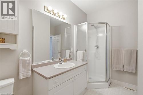 21 Cathy Drive, Mount Hope, ON - Indoor Photo Showing Bathroom
