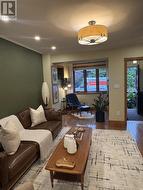 402 RHODES AVENUE Toronto, ON M4L 3A5