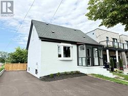 572 PHARMACY AVENUE Toronto, ON M1L 3G9