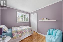 upper level bedroom - 