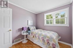 upper level bedroom - 
