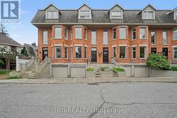 24 WAVERLEY STREET  Ottawa, ON K2P 0T9