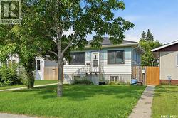 431 K AVENUE N  Saskatoon, SK S7L 2M5