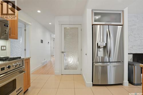 34 Leslie Place, Regina, SK - Indoor Photo Showing Kitchen