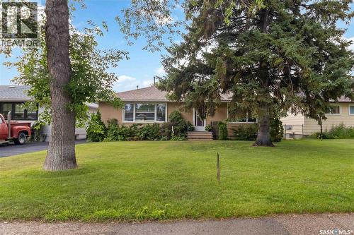 2326 Lansdowne Avenue, Saskatoon, SK - Outdoor With Facade