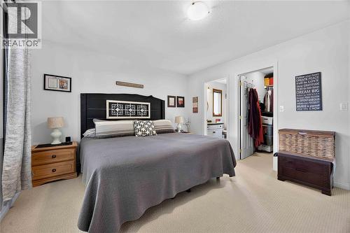 5700 Blackwell Sideroad Unit# 367, Sarnia, ON - Indoor Photo Showing Bedroom