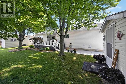 5700 Blackwell Sideroad Unit# 367, Sarnia, ON - Outdoor With Deck Patio Veranda
