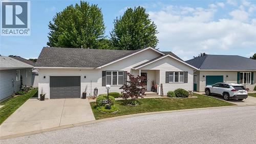 5700 Blackwell Sideroad Unit# 367, Sarnia, ON - Outdoor With Facade
