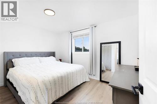 2782 Allyson, Windsor, ON - Indoor Photo Showing Bedroom