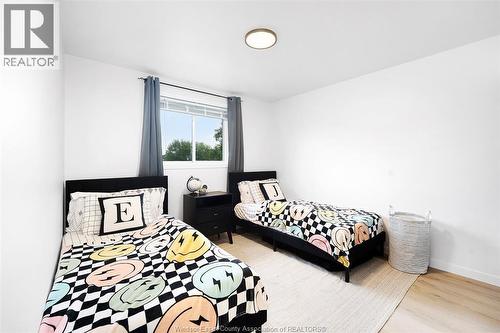 2782 Allyson, Windsor, ON - Indoor Photo Showing Bedroom