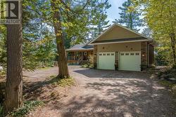 Double car garage - 