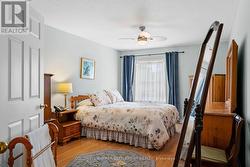 Primary - \"king size\" bedroom - 
