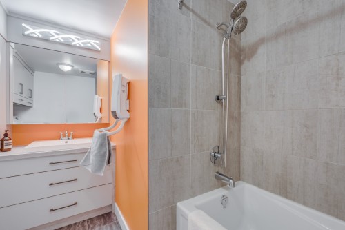 Bathroom - 207-100 Rue Du Lac, Sherbrooke (Brompton/Rock Forest/Saint-Élie/Deauville), QC - Indoor Photo Showing Bathroom