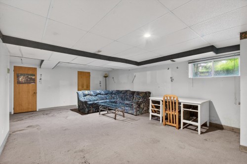 Salle familiale - 26 Rue Des Loisirs, Brébeuf, QC - Indoor