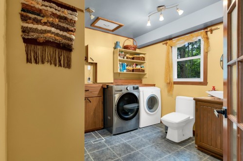 Salle d'eau - 4 Ch. Raymond, Mille-Isles, QC - Indoor Photo Showing Laundry Room