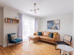 4622 Boul. Robert  Montréal (Saint-Léonard), QC H1R 3R5
