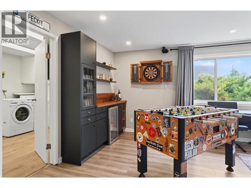 2149 Annable Road, Nelson, BC - Indoor Photo Showing Laundry Room