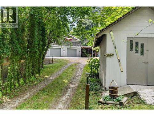 2149 Annable Road, Nelson, BC - Outdoor