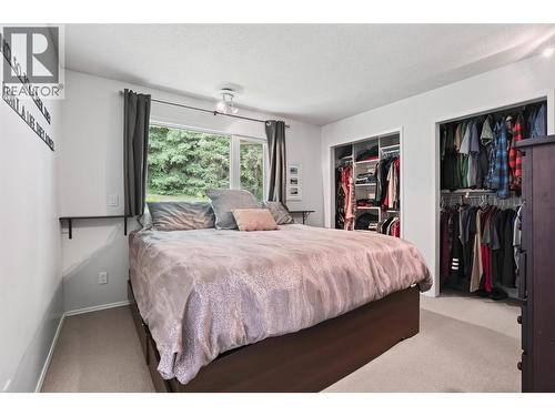 2149 Annable Road, Nelson, BC - Indoor Photo Showing Bedroom