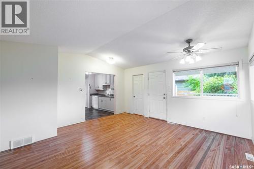 2808 Clarence Avenue S, Saskatoon, SK - Indoor Photo Showing Other Room