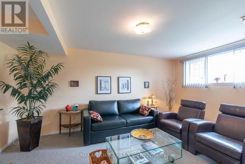 248 Northwoods Crescent, Cornwall, ON - Indoor Photo Showing Living Room