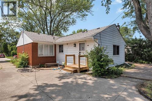 3660 Roxborough, Windsor, ON - Outdoor