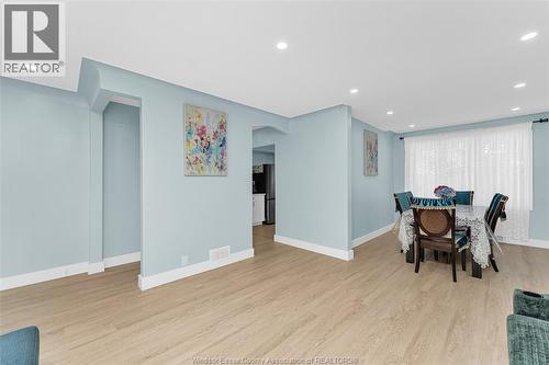 3660 Roxborough, Windsor, ON - Indoor