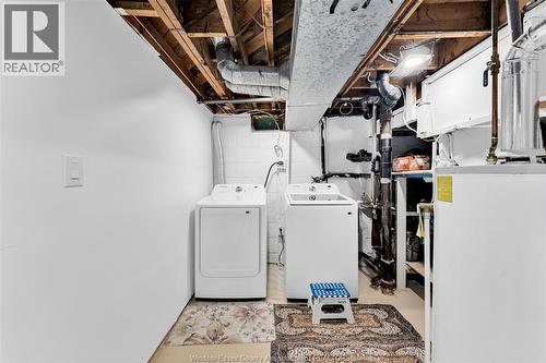 3660 Roxborough, Windsor, ON - Indoor Photo Showing Laundry Room