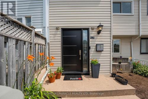 76 FROBISHER COURT  Cambridge, ON N1R 6Z5