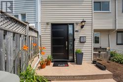 76 FROBISHER COURT  Cambridge, ON N1R 6Z5
