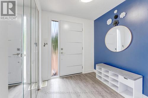 76 Frobisher Court, Cambridge, ON - Indoor Photo Showing Other Room